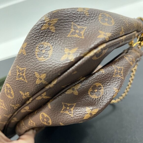 Louis Vuitton Monogram Canvas Multi Pochette Accessories Gold Hardware (118344) - Picture 7 of 12